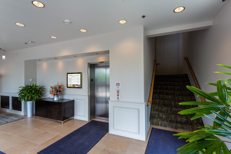 4100 Regent St, Columbus, OH à louer - Hall d’entrée – Image 3 sur 17