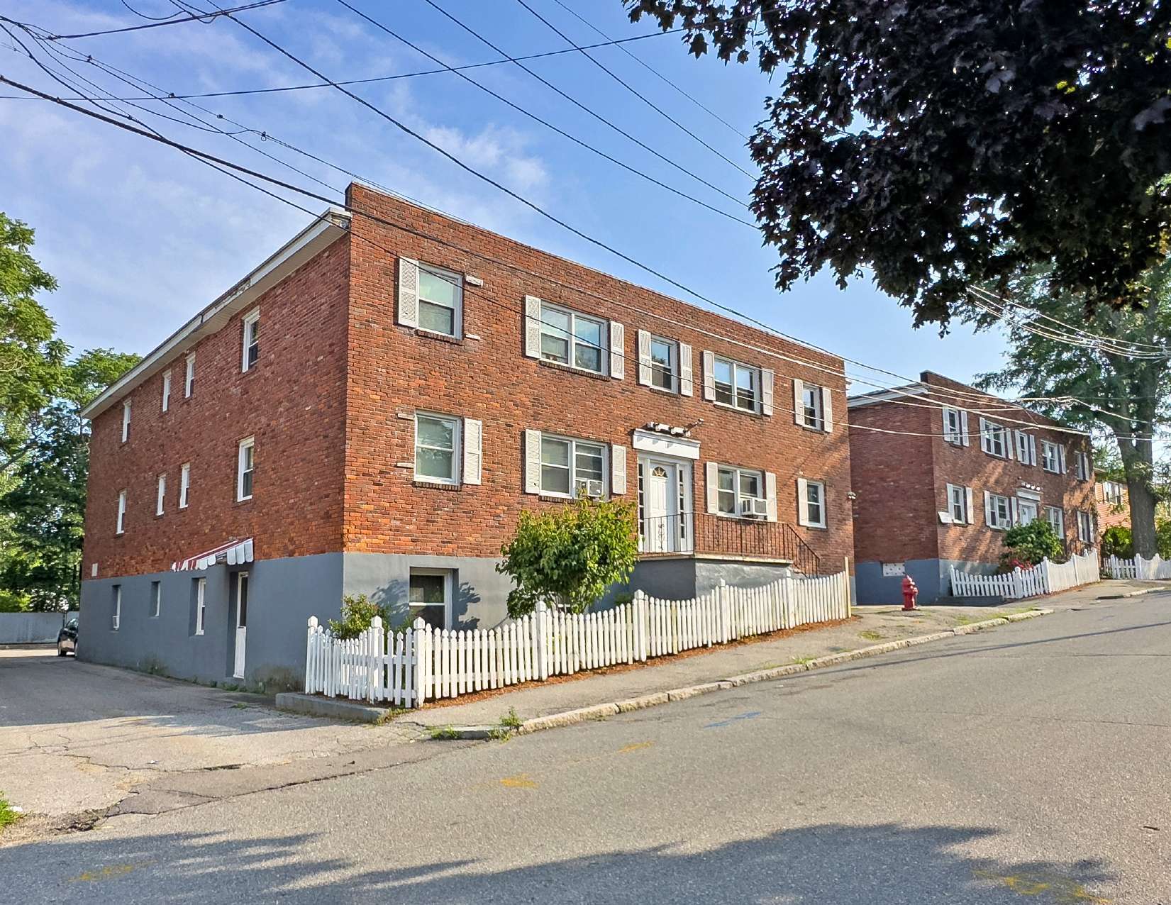 18 Waugh St, Lowell, MA à vendre Photo principale– Image 1 sur 19