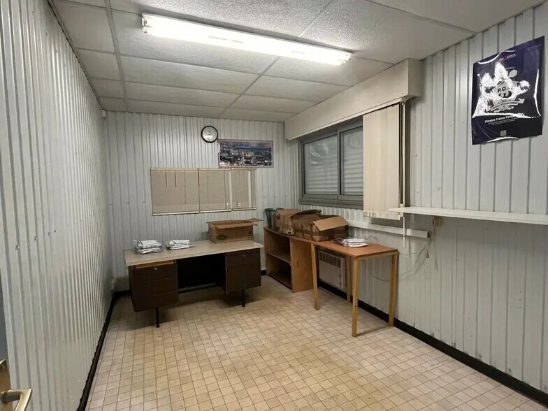 Local d’activités dans Saint-Avé à louer - Photo intérieure – Image 3 sur 3