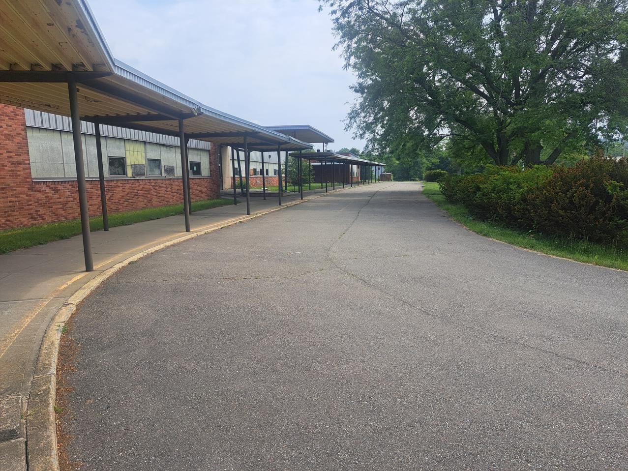 100 Elm St, Owego, NY à louer Photo de l’immeuble– Image 1 sur 21