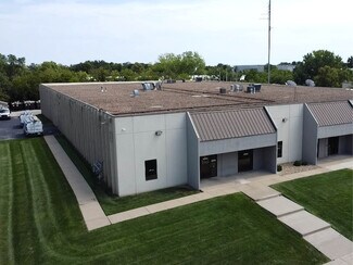 Plus de détails pour 9641-9647 Lackman Rd, Lenexa, KS - Local d'activités à louer