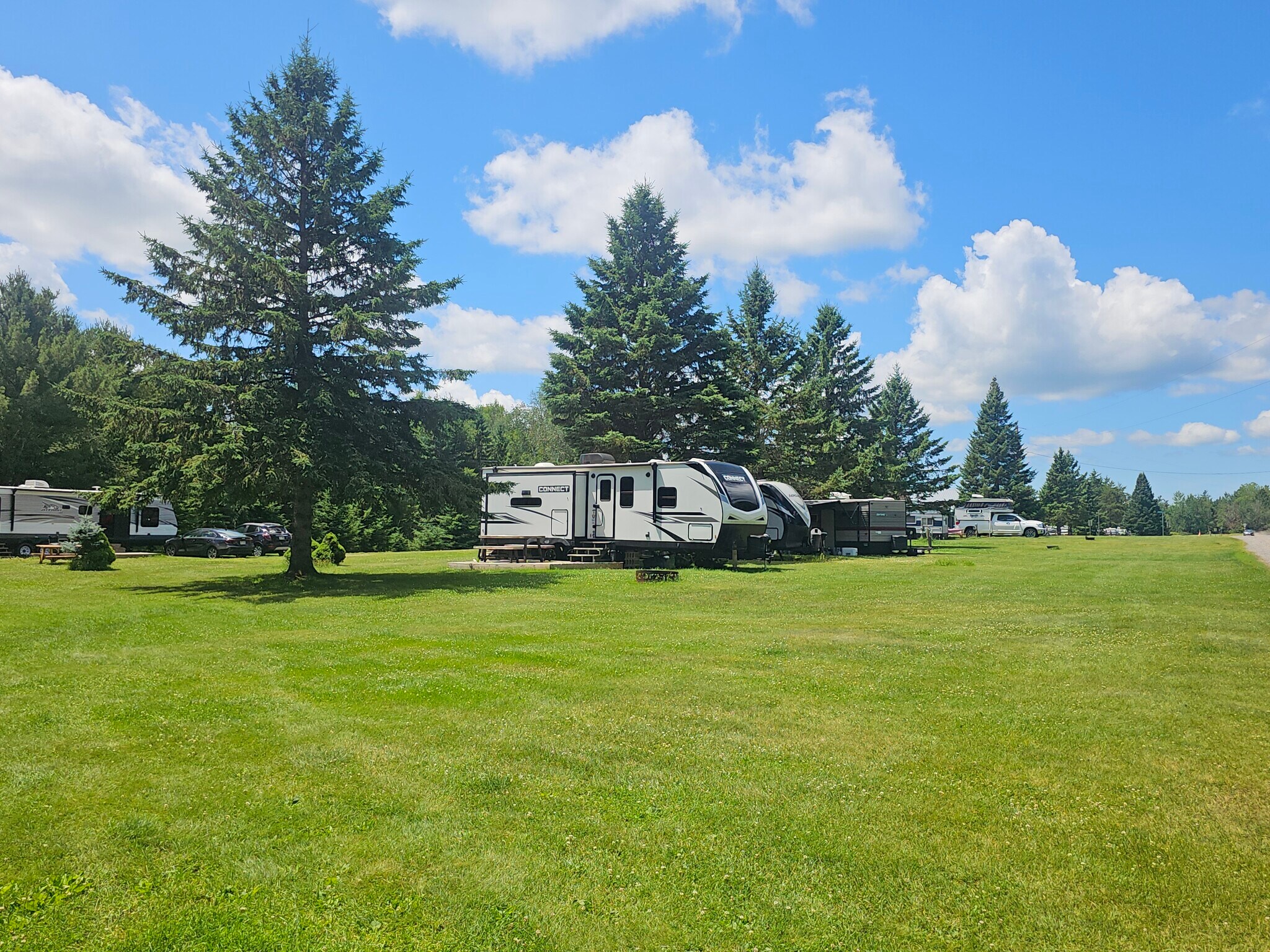 W770 Wind Song Ln, Park Falls, WI à vendre Photo de l’immeuble– Image 1 sur 53