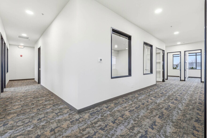 30 S Louisiana St, Kennewick, WA à louer - Photo de l’immeuble – Image 3 sur 11