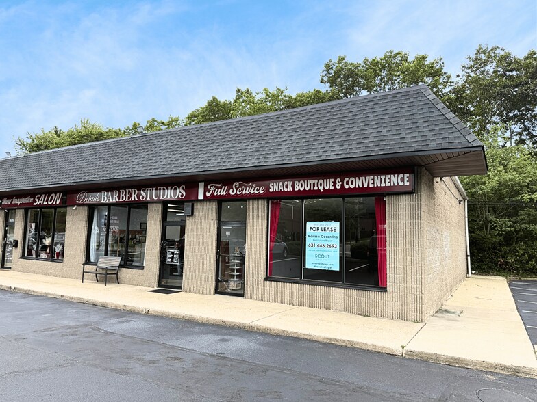 1256-1266 Waverly Ave, Farmingville, NY à louer - Photo de l’immeuble – Image 1 sur 1