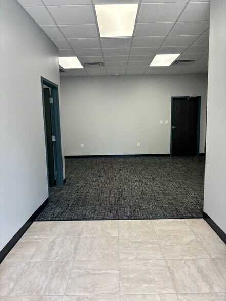 3930-3950 Saint Johns Pky, Sanford, FL à louer - Photo de l’immeuble – Image 2 sur 11