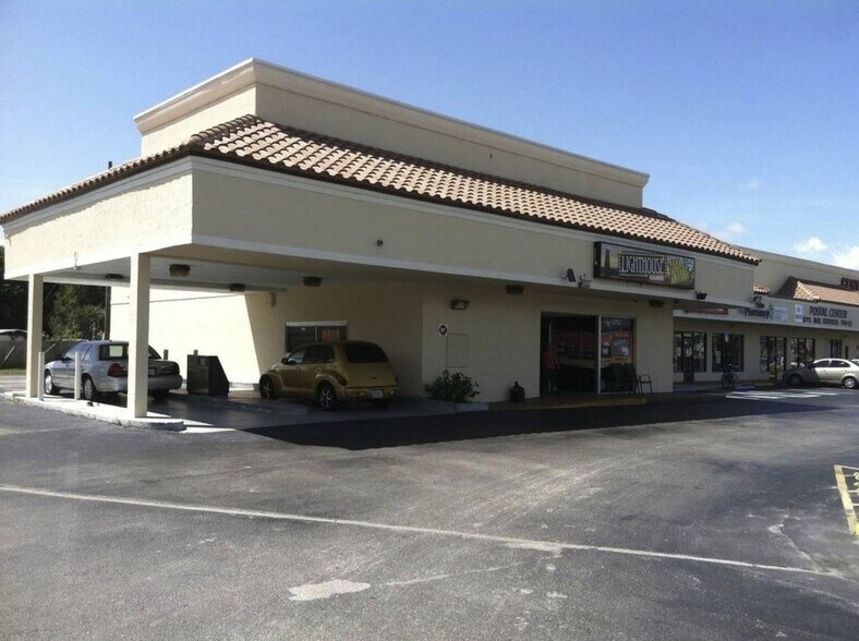 5750-5784 Okeechobee Blvd, West Palm Beach, FL à louer - Photo de l’immeuble – Image 2 sur 6