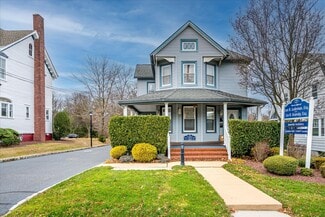 Plus de détails pour 27 N Main St, Marlboro, NJ - Bureau à vendre