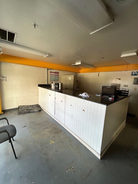 5255 Port Royal Rd, Springfield, VA à louer - Photo intérieure – Image 3 sur 13