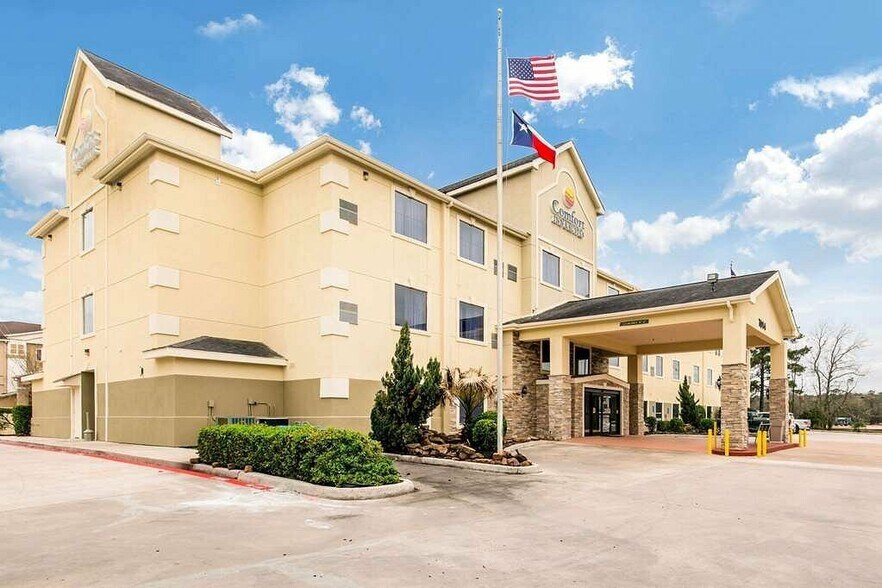 7014 Will Clayton Pky, Humble, TX à vendre - Photo principale – Image 1 sur 9
