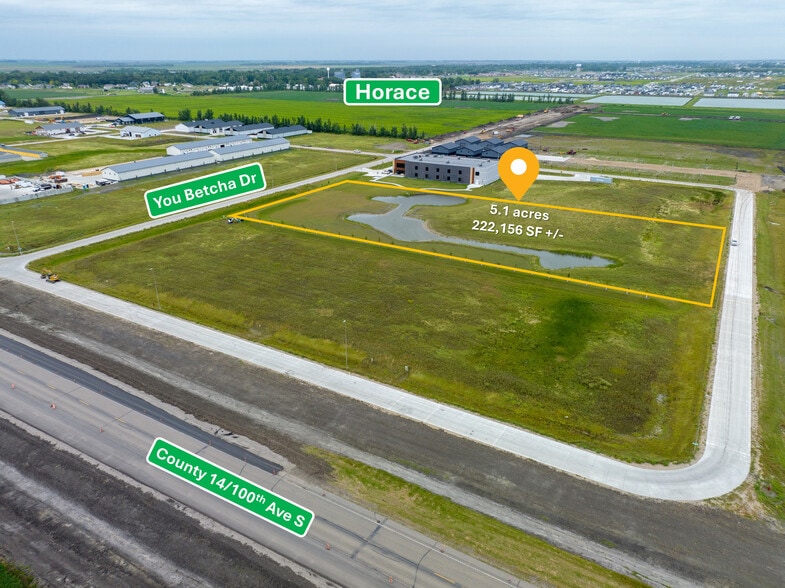 1084 YouBetcha Dr., Horace, ND à vendre - Photo principale – Image 1 sur 2