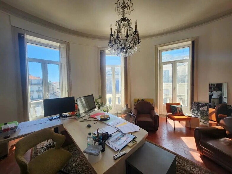 Bureau dans Montpellier à louer - Photo de l’immeuble – Image 2 sur 10