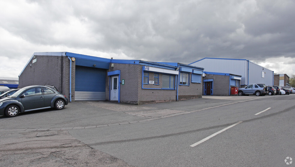 Bilston Rd, Wednesbury à louer - Photo principale – Image 1 sur 3