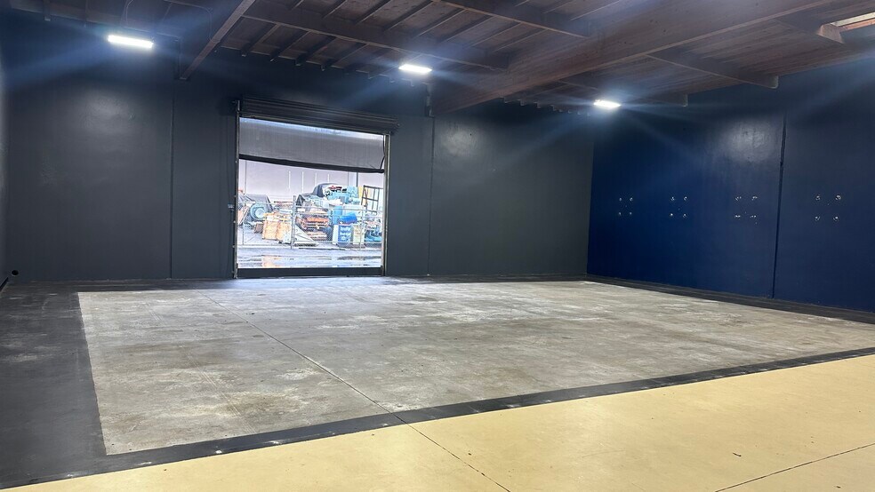 1022 W Gladstone St, Azusa, CA à louer - Photo principale – Image 2 sur 15