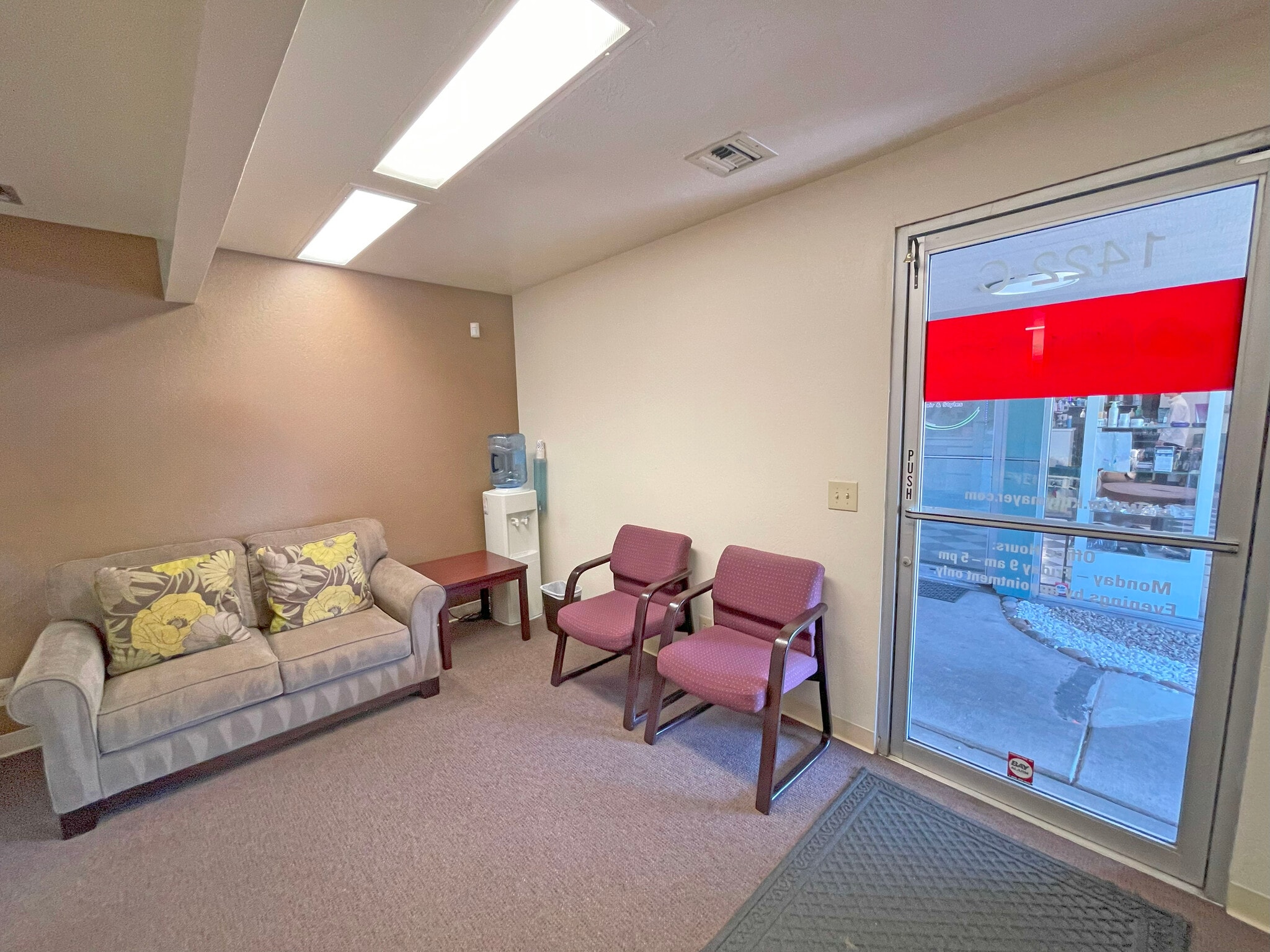 1422 4th St, Santa Rosa, CA à louer Photo intérieure– Image 1 sur 7