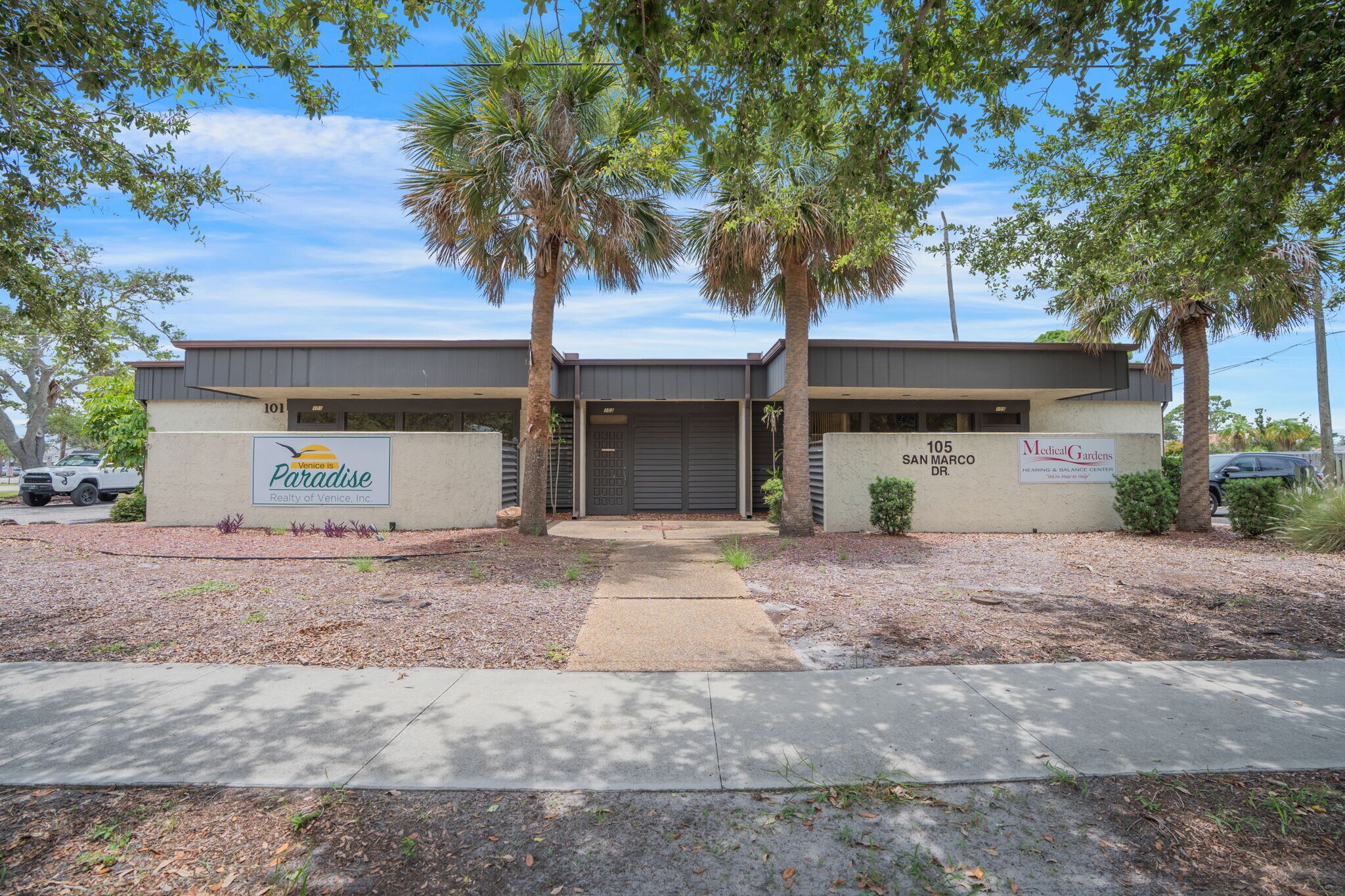 101 San Marco Dr, Venice, FL à louer Photo de l’immeuble– Image 1 sur 13