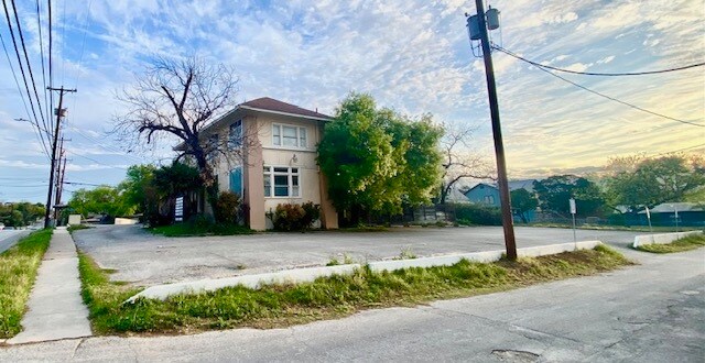 2600 Mccullough Ave, San Antonio, TX à vendre - Photo de l’immeuble – Image 3 sur 17