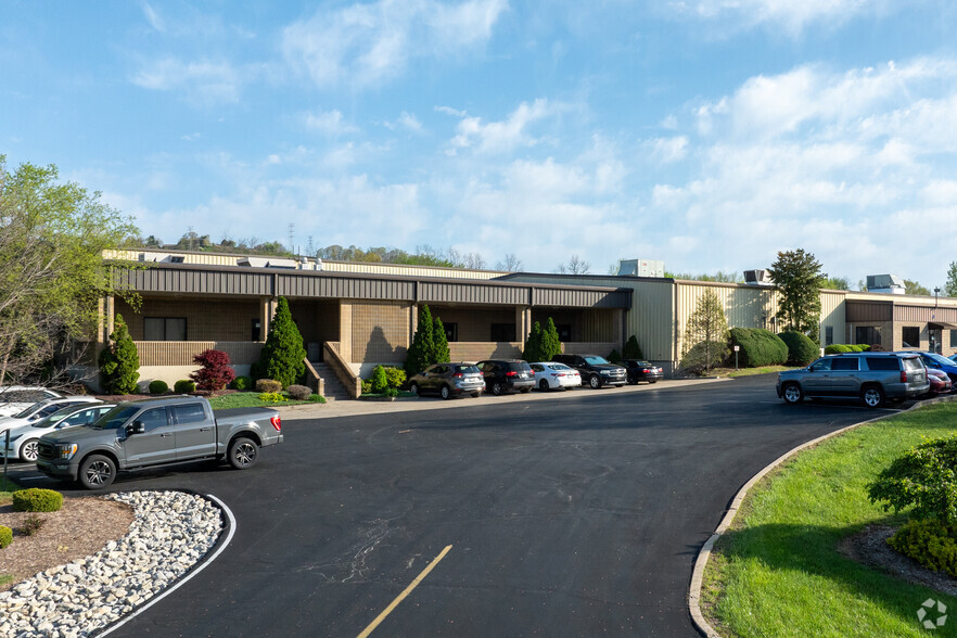 5300 Grant Line Rd, New Albany, IN à vendre - Photo principale – Image 1 sur 10