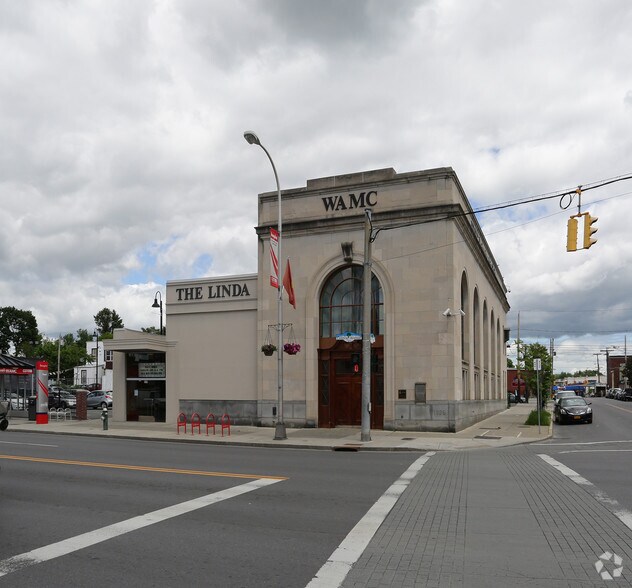 339 Central Ave, Albany, NY à vendre - Photo principale – Image 1 sur 27