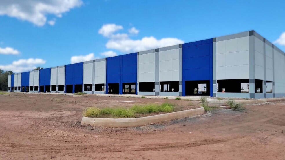 44080 Little River Tpke, Chantilly, VA à louer - Photo de l’immeuble – Image 2 sur 5