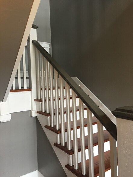 1700 7th St, New Orleans, LA à louer - Hall d’entrée – Image 3 sur 9