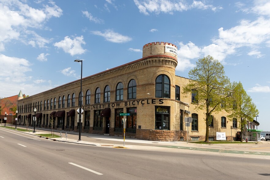 601-625 Williamson St, Madison, WI à louer - Photo de l’immeuble – Image 1 sur 11