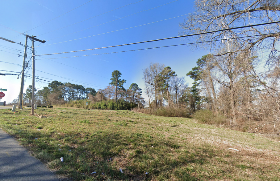 1201 Plainview Dr, Raleigh, NC à vendre - Photo de l’immeuble – Image 2 sur 5