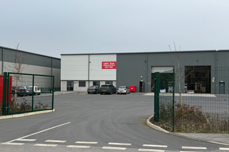 Bryans Close, Doncaster à louer - Photo principale – Image 1 sur 2