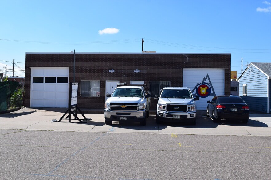 2111 S Jason St, Denver, CO à louer - Photo de l’immeuble – Image 2 sur 7