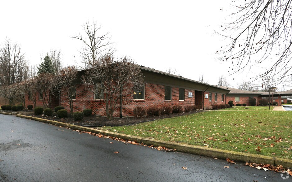 407 Corporate Center Dr, Vandalia, OH à louer - Photo principale – Image 2 sur 4