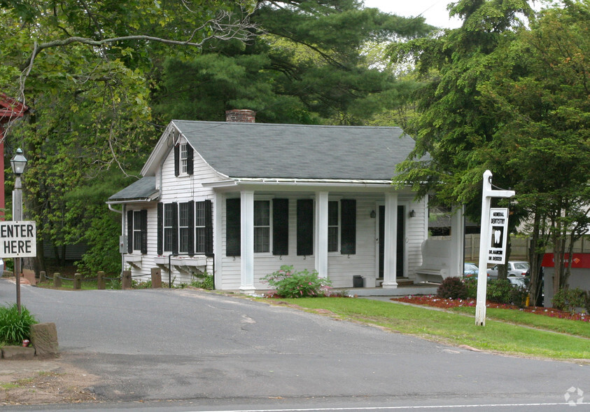 775 Farmington Ave, Farmington, CT à vendre - Photo de l’immeuble – Image 3 sur 3