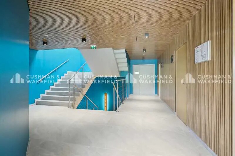 1 Rue De Terre Neuve, Les Ulis à louer Photo de l’immeuble– Image 1 sur 14