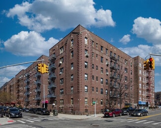 Plus de détails pour 4751 40th St, Long Island City, NY - Logement à vendre