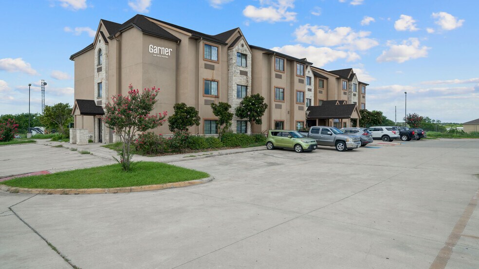 2019 Water St, Gonzales, TX à vendre - Photo de l’immeuble – Image 2 sur 30