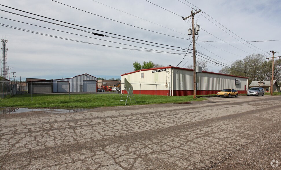 315 NW Laurent St, Topeka, KS à louer - Photo principale – Image 2 sur 3
