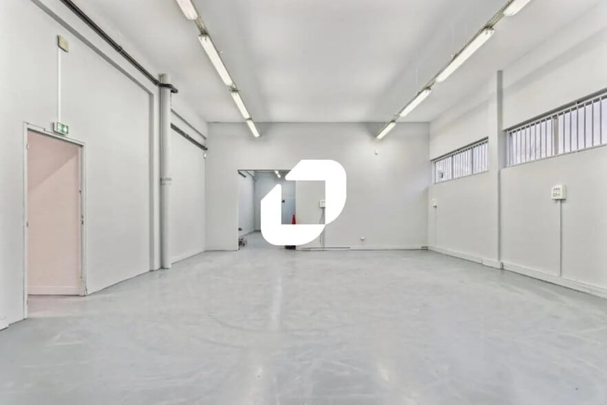 Local d’activités dans Noisy-le-Grand à louer - Photo intérieure – Image 2 sur 14