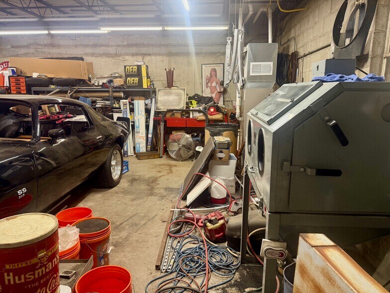 617 Berry Ave, Bellevue, KY à vendre - Photo intérieure – Image 3 sur 13