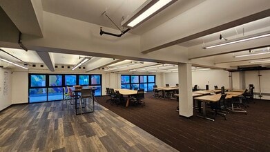 387 S 1st St, San Jose, CA à louer Photo intérieure– Image 2 sur 6