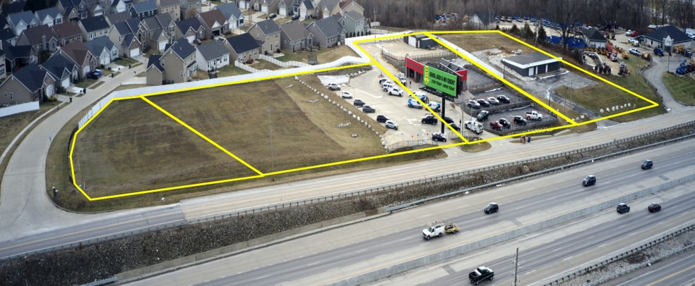 8116 Veterans Memorial Pky, Saint Peters, MO à vendre - Photo principale – Image 1 sur 4