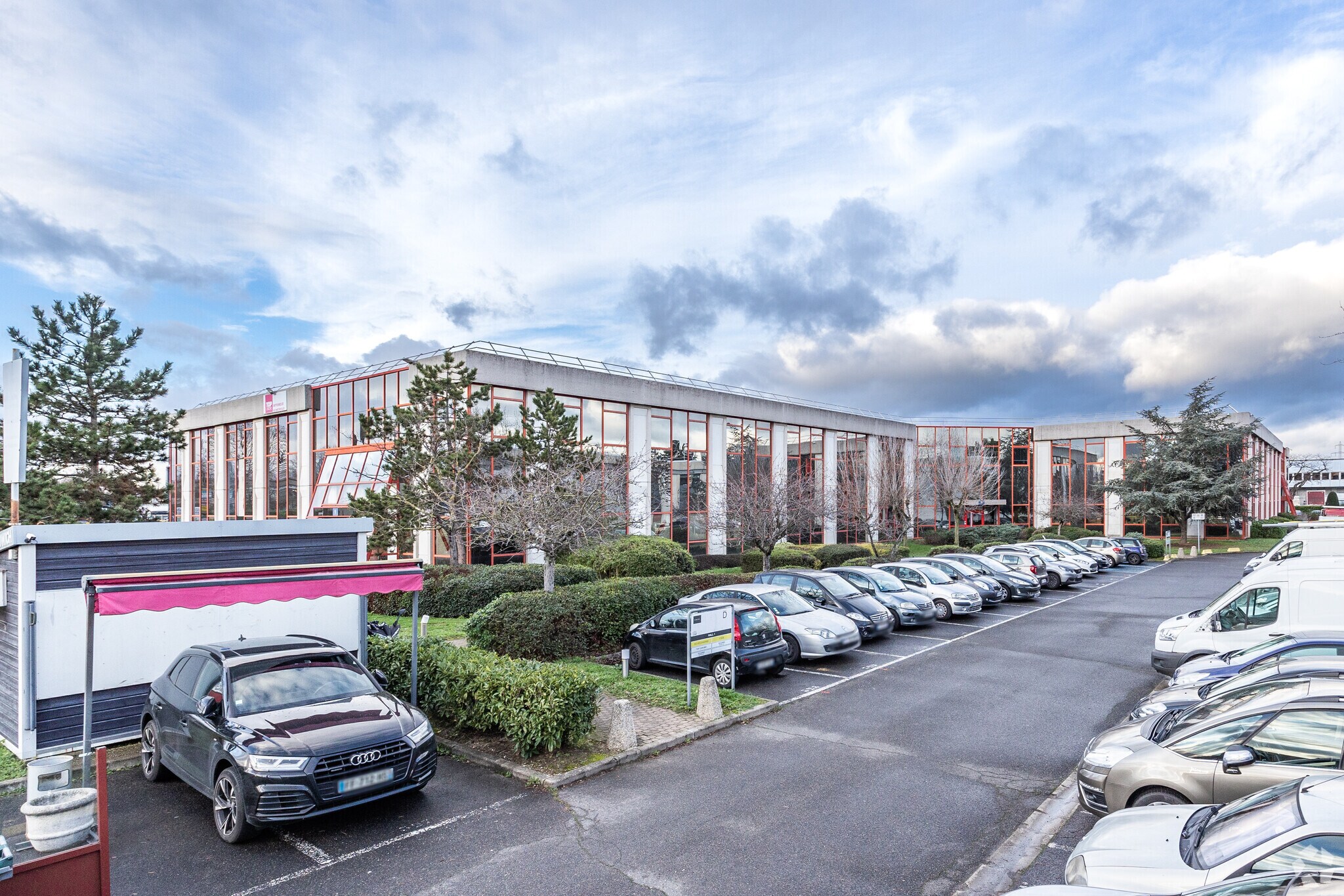 114 Avenue Louis Roche, Gennevilliers à louer Photo de l’immeuble– Image 1 sur 6