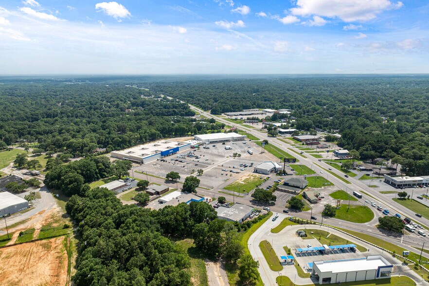 4001-4005 Government Blvd, Mobile, AL à vendre - Photo de l’immeuble – Image 2 sur 7
