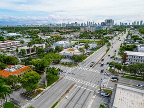 1813 NE 163rd St, North Miami Beach, FL à vendre Photo intérieure– Image 1 sur 16