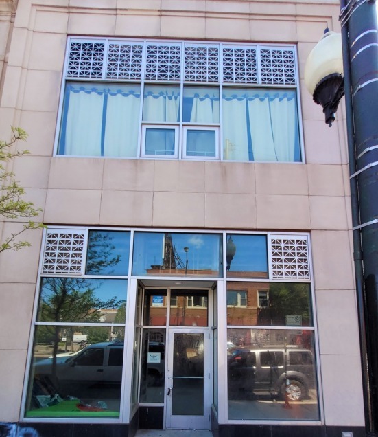 2800 N Milwaukee Ave, Chicago, IL à louer Photo de l’immeuble– Image 1 sur 4