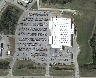 Plus de détails pour 3915 W Davis St, Conroe, TX - Local commercial à louer