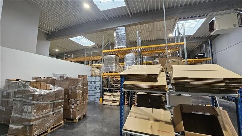 Industriel/Logistique dans Avelin à louer - Photo de l’immeuble – Image 3 sur 13