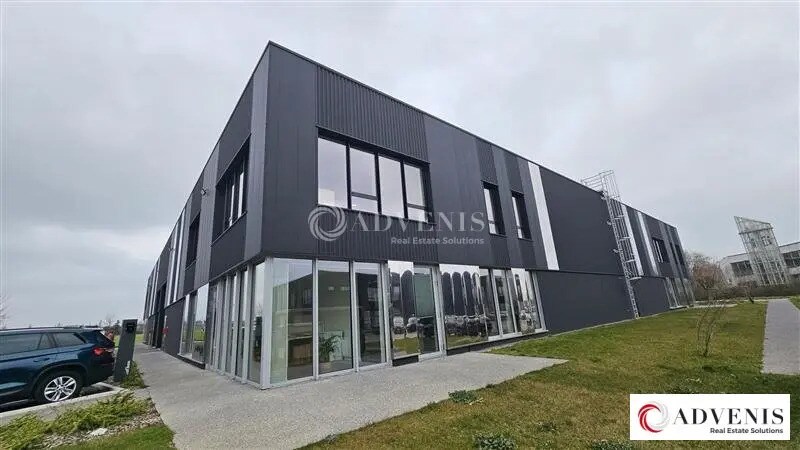 Industriel/Logistique dans Avelin à louer - Photo de l’immeuble – Image 1 sur 13