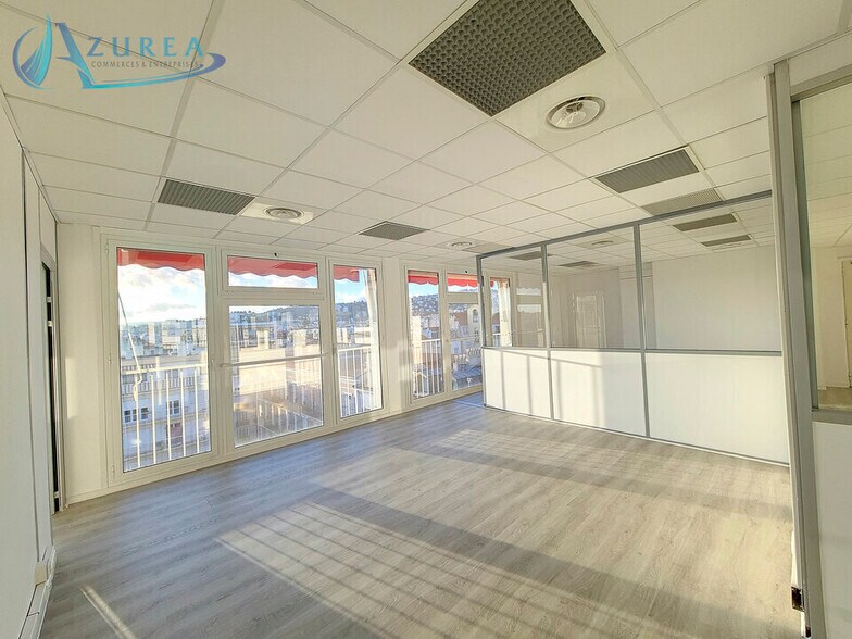 Bureau dans Nice à louer - Photo intérieure – Image 1 sur 9