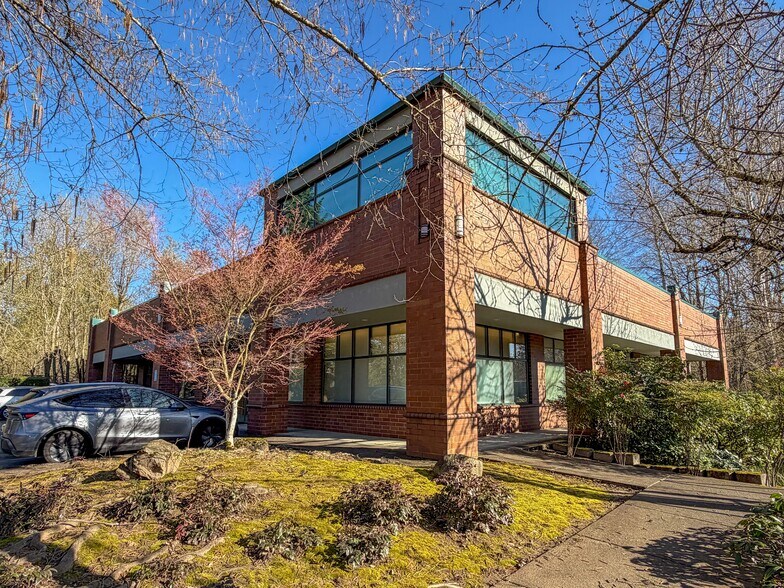 17449 SW Boones Ferry Rd, Lake Oswego, OR à vendre - Photo de l’immeuble – Image 2 sur 15
