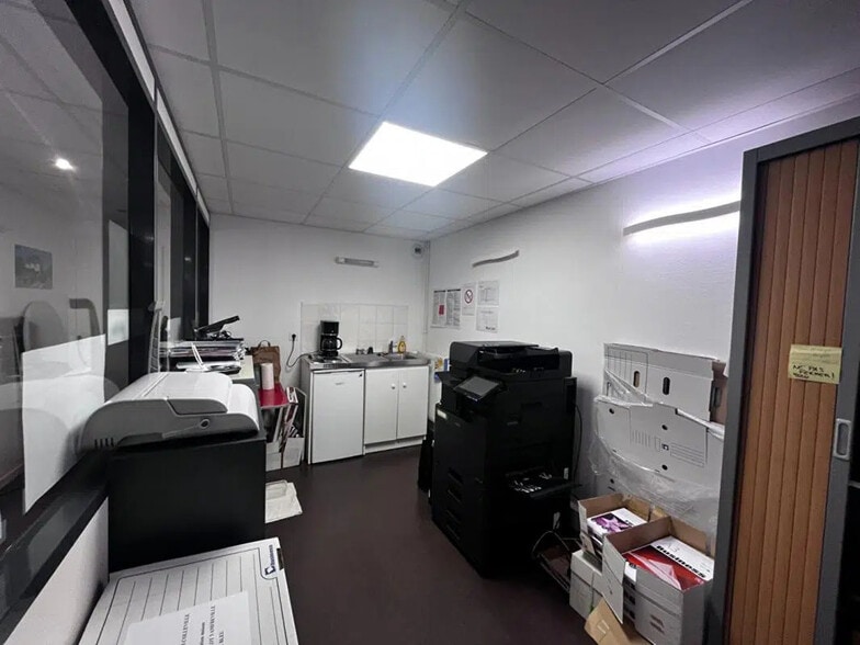 Bureau dans Caen à louer - Photo intérieure – Image 3 sur 4