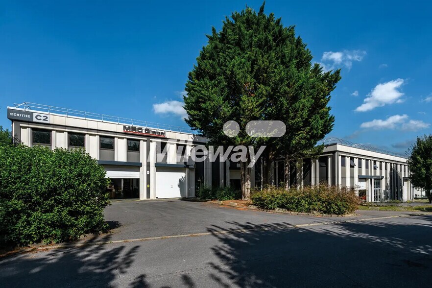 17 Rue Du Petit Albi, Cergy à louer - Photo de l’immeuble – Image 1 sur 27