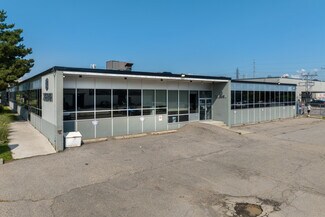Plus de détails pour 80 Jutland Rd, Toronto, ON - Bureau, Industriel/Logistique à louer